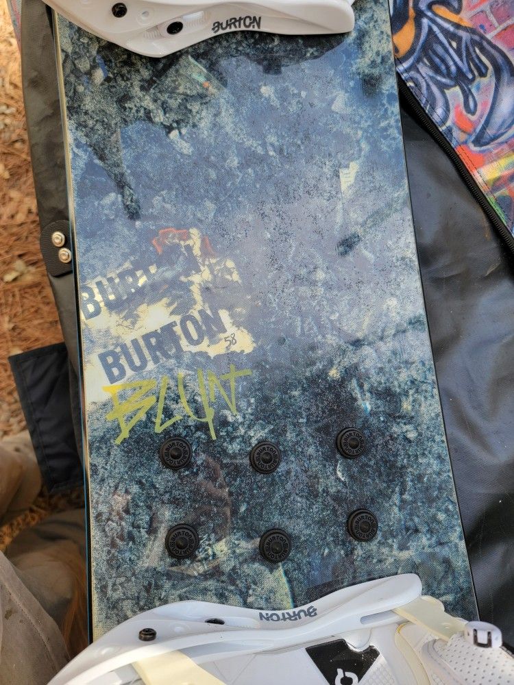 Burton Blunt Snowboard Burton Bindings Burton Boots