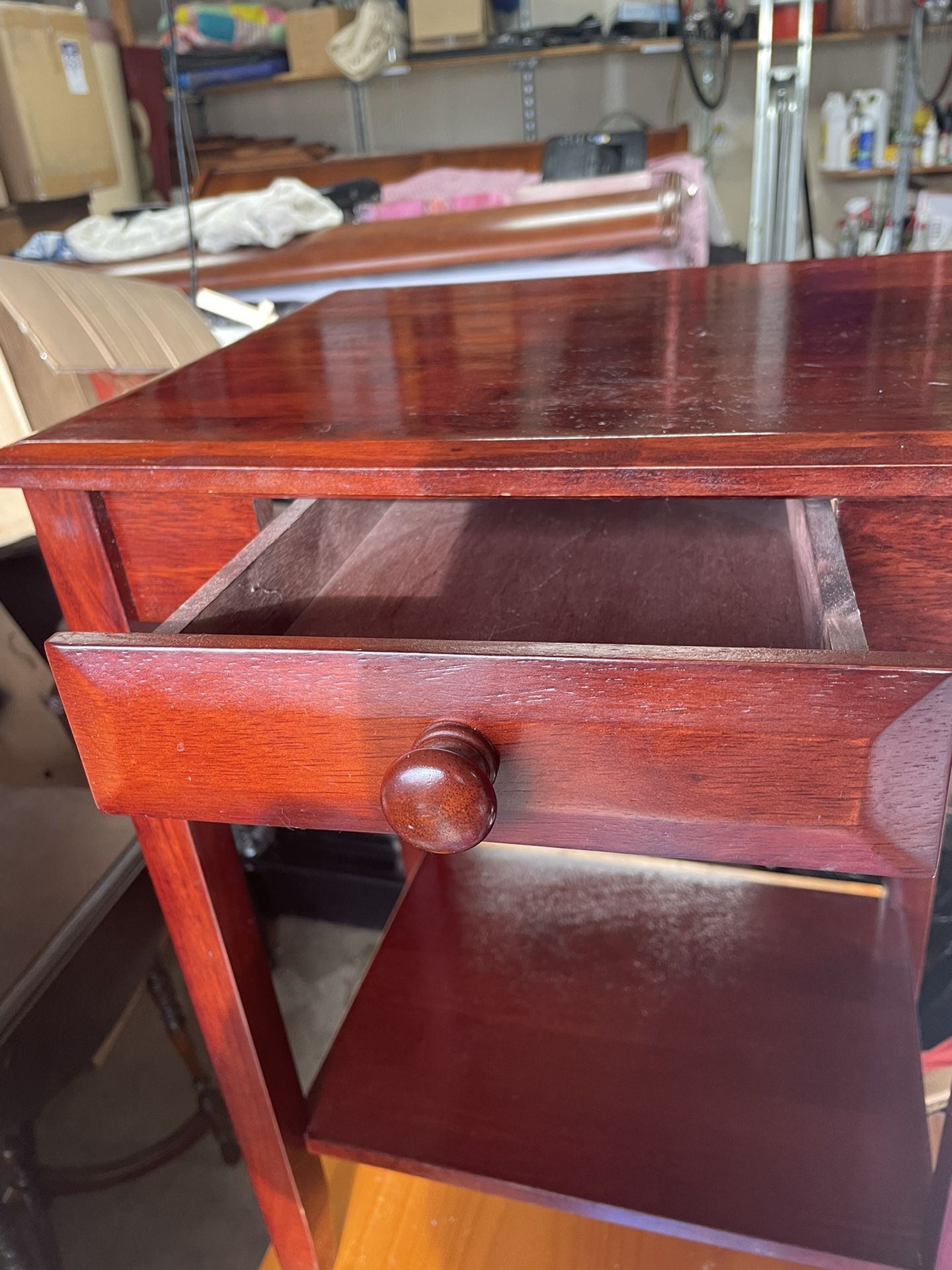 Cherry End Table With Drawer