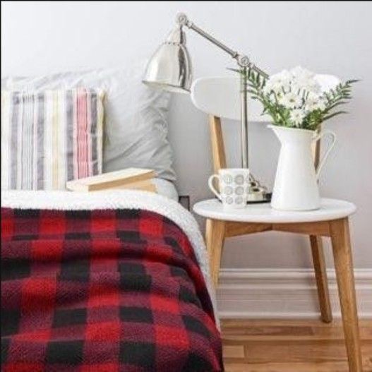 Red Buffalo Plaid Sherpa Throw TV Blanket W/Carrying Bag, 50"x60", Super Soft Warm Comfy Plush Fleece Bedding Couch Cabin Throw Blanket With Bag