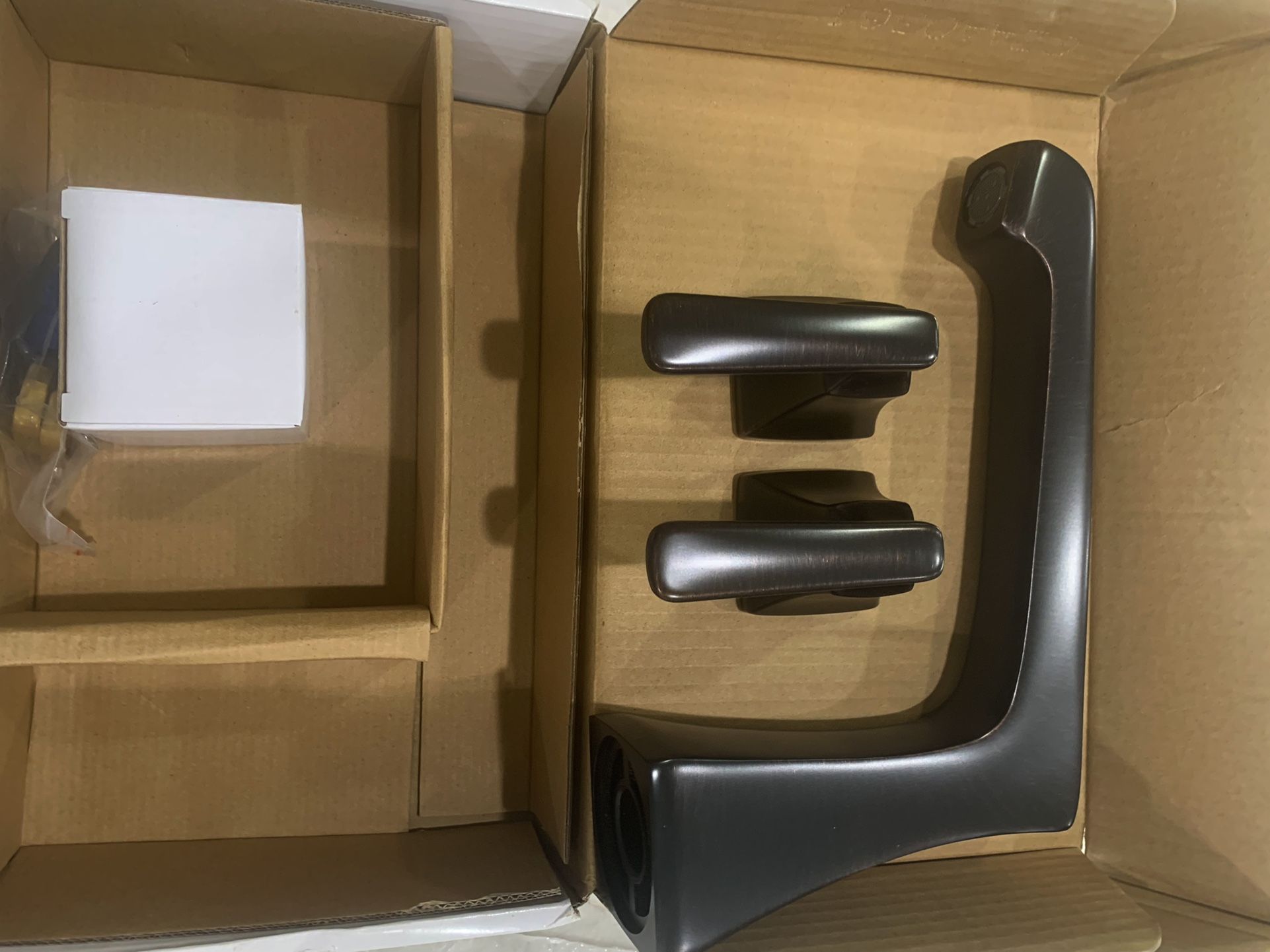 NEW Delta Roman Tub Trim Kit