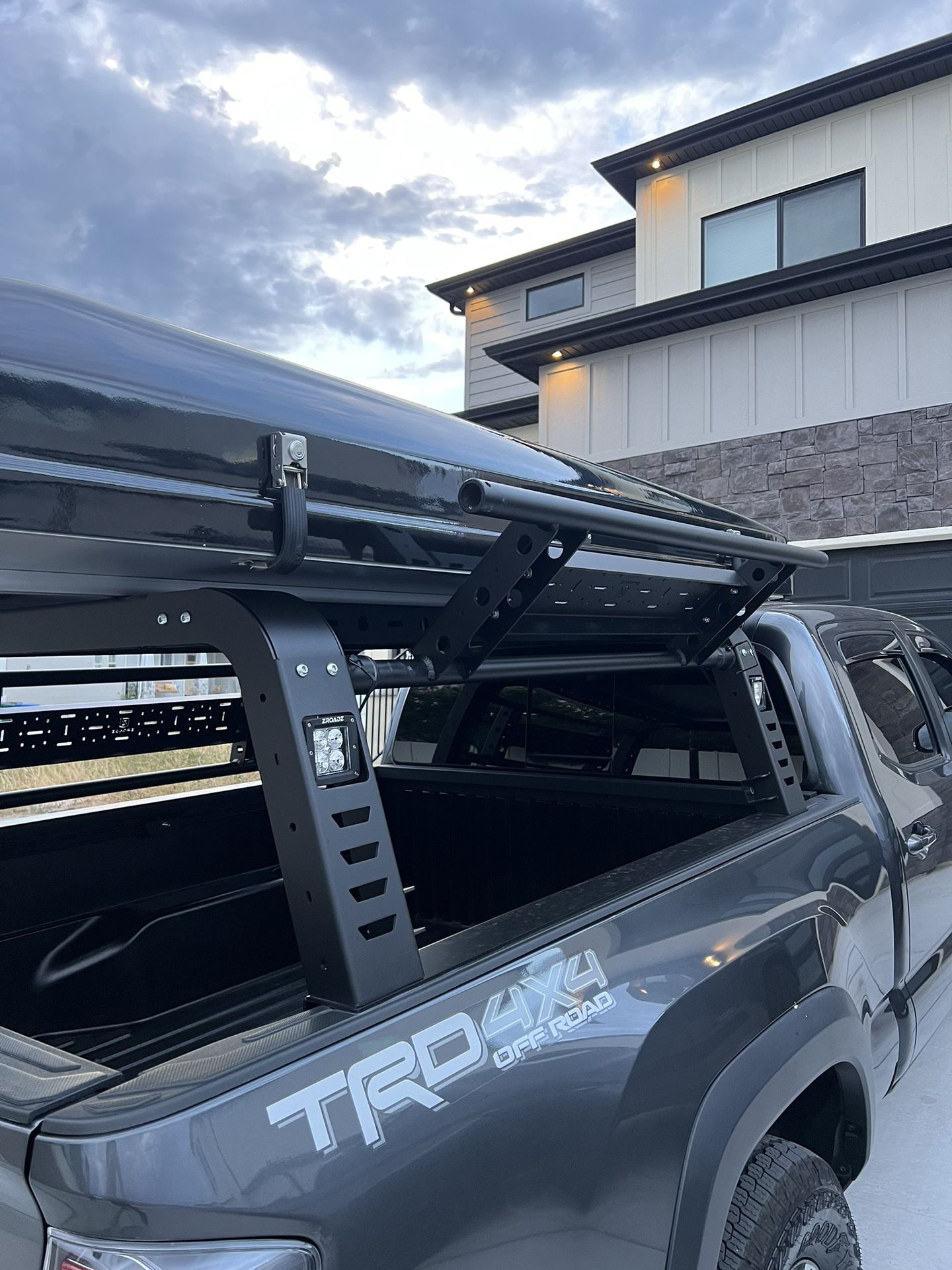 iKamper Skycamp 2.0 And ZRoadz Bed Rack