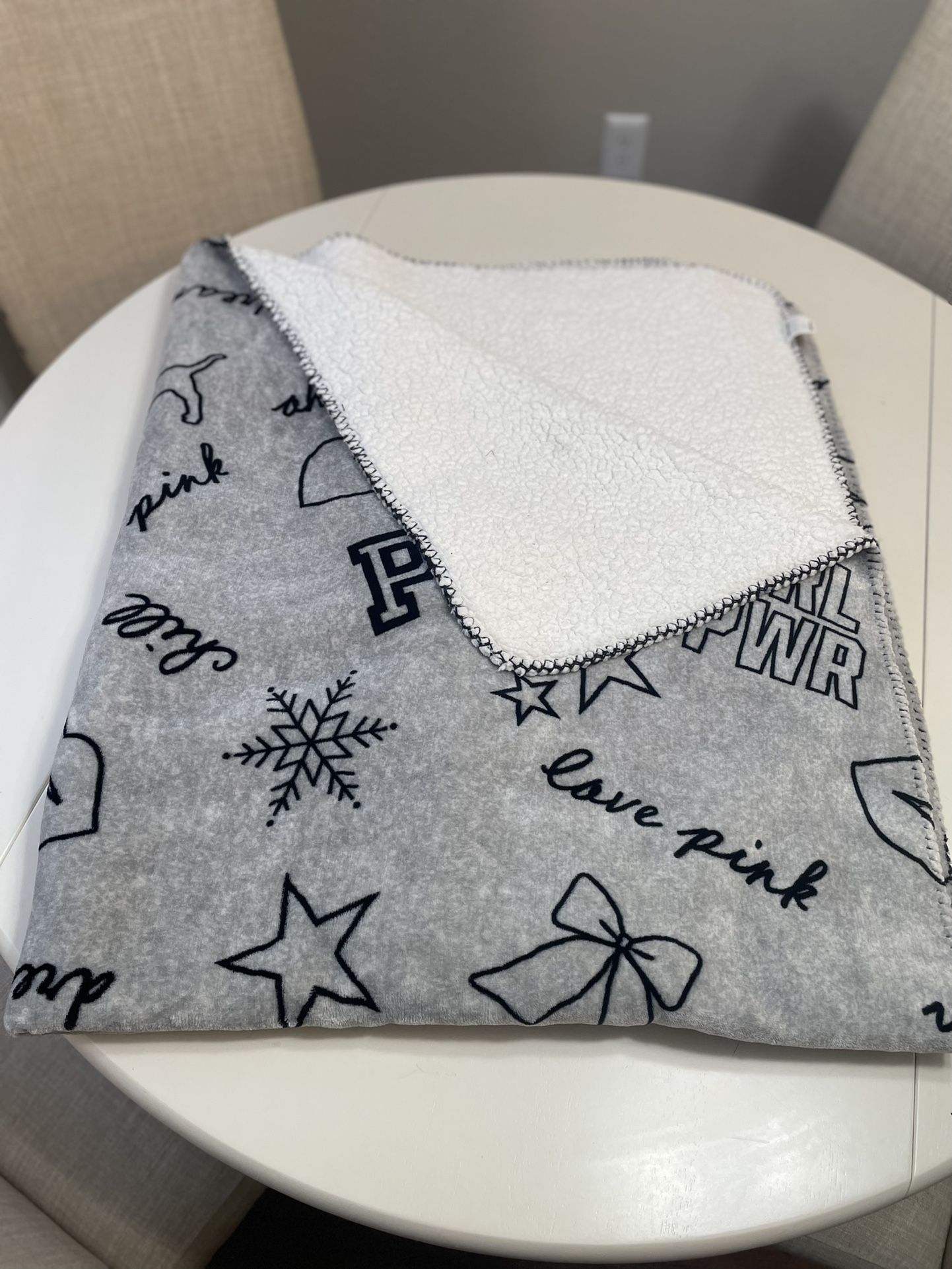 Victoria Secret PINK Throw Blanket