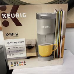 MAKE KEURIG K-MINI COFFEE TEA MAKER OFFICE HOME USE WITH BOX Thumbnail