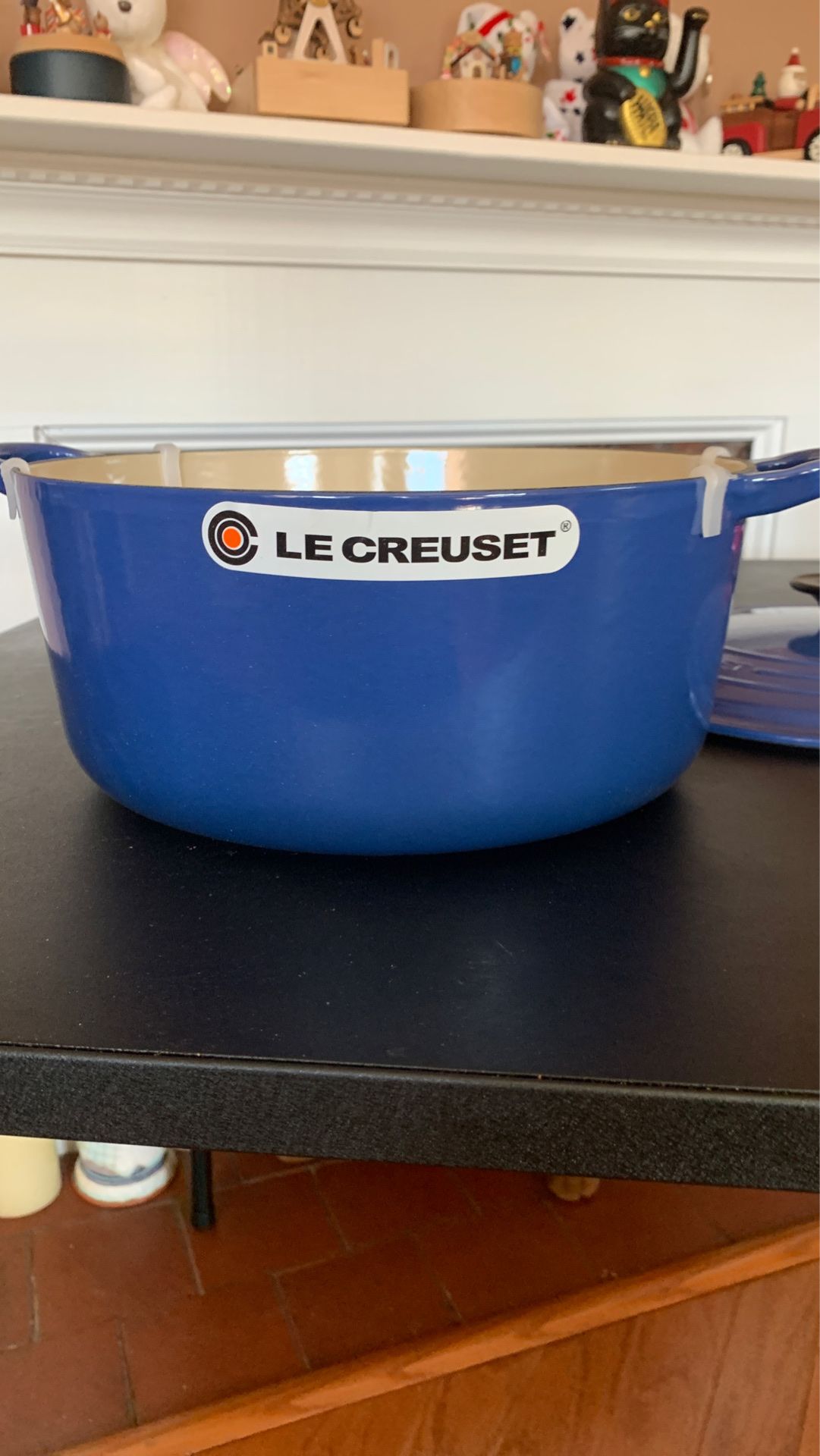 Brandnew blue le creaset cast iron pan