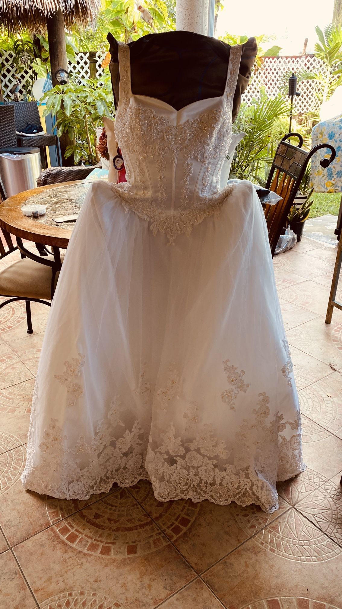 Beautiful WEDDING Or QUINCEÑERA Dress