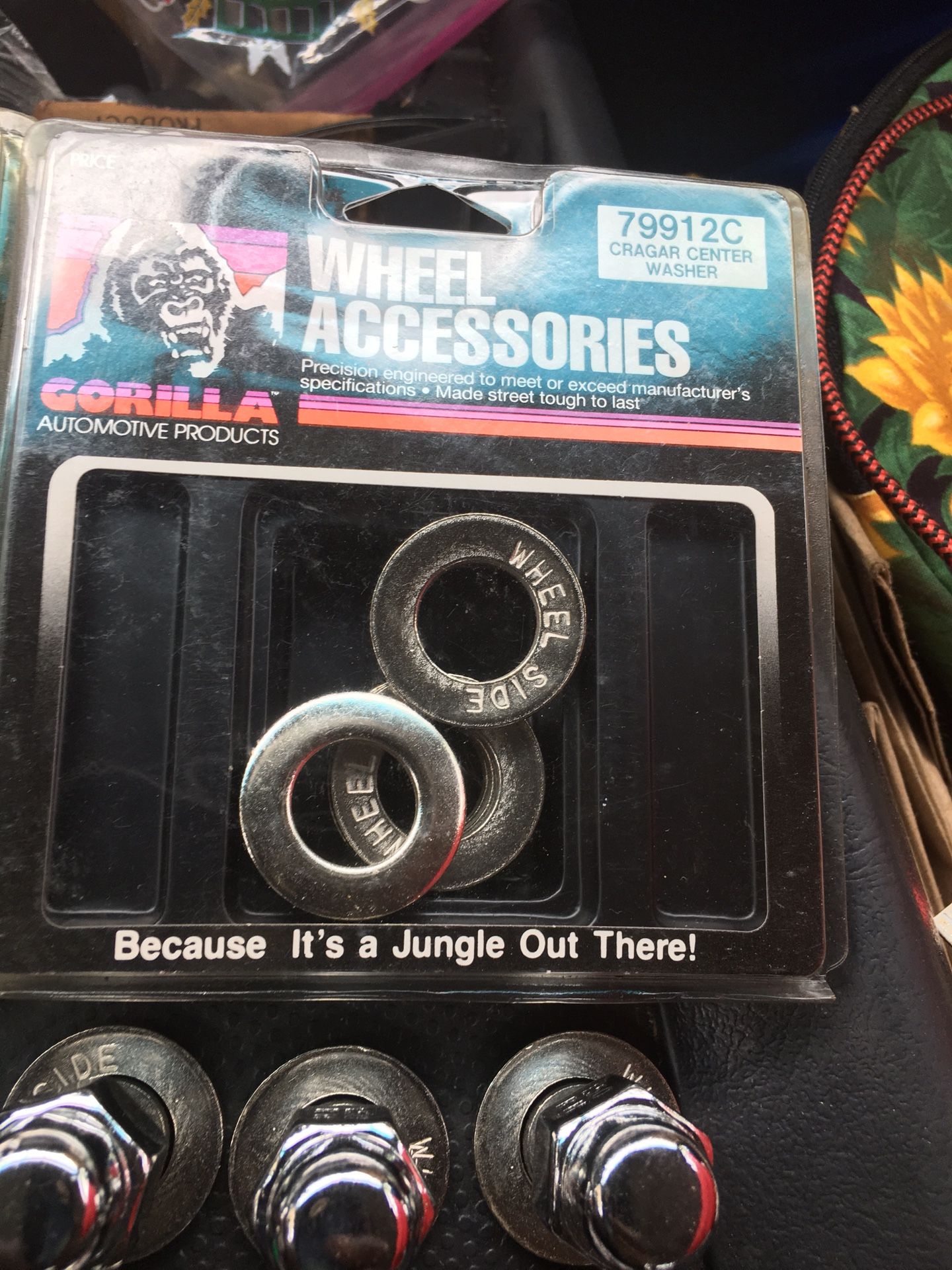BRAND NEW 8-CRAGAR MAG LUG NUTS 12MM X 1.50 AND 18 CRAGAR CENTER WASHERS $30.00