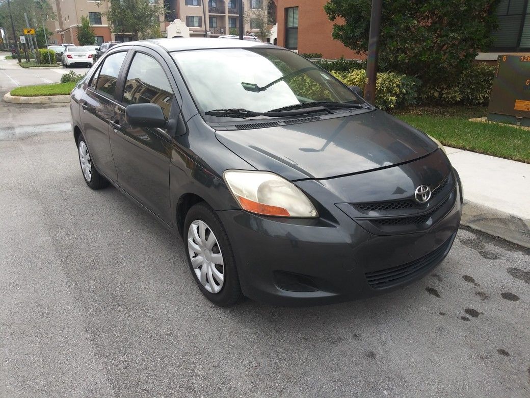 2008 Toyota Yaris