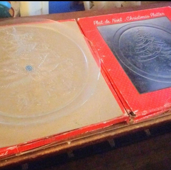 Vintage Glass Christmas Platters by Saint-Gobain with Original Boxes - Duralex Toughened Glassware
