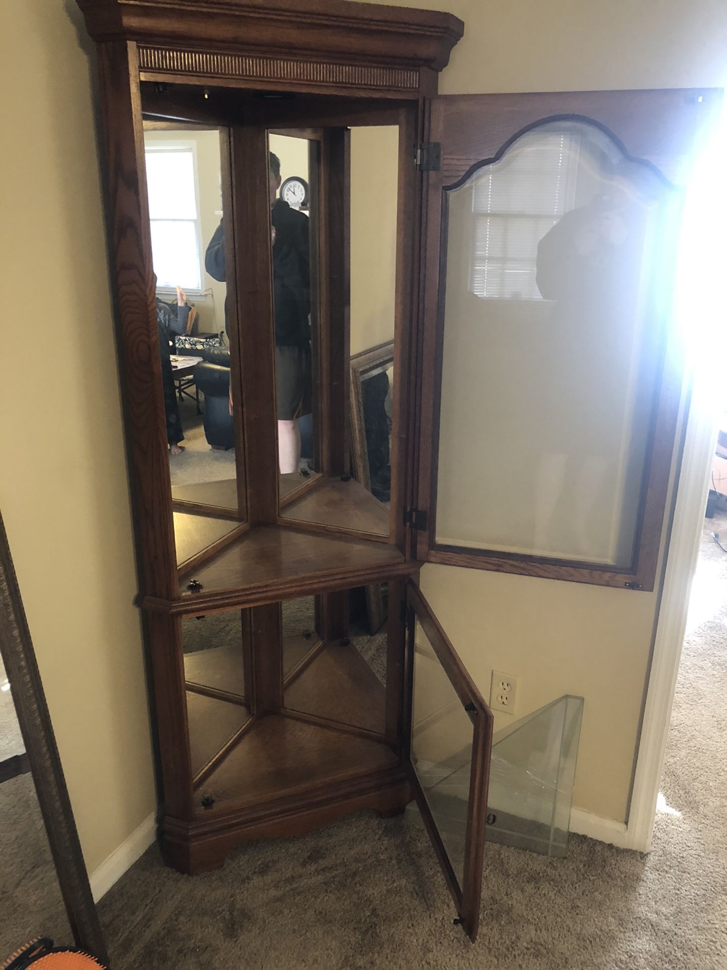 Corner Curio Solid Wood With Lights And Shelves