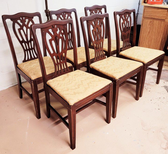 PROJECT: 1960s Mahogany Chippendale Dining Chairs, Set of 6