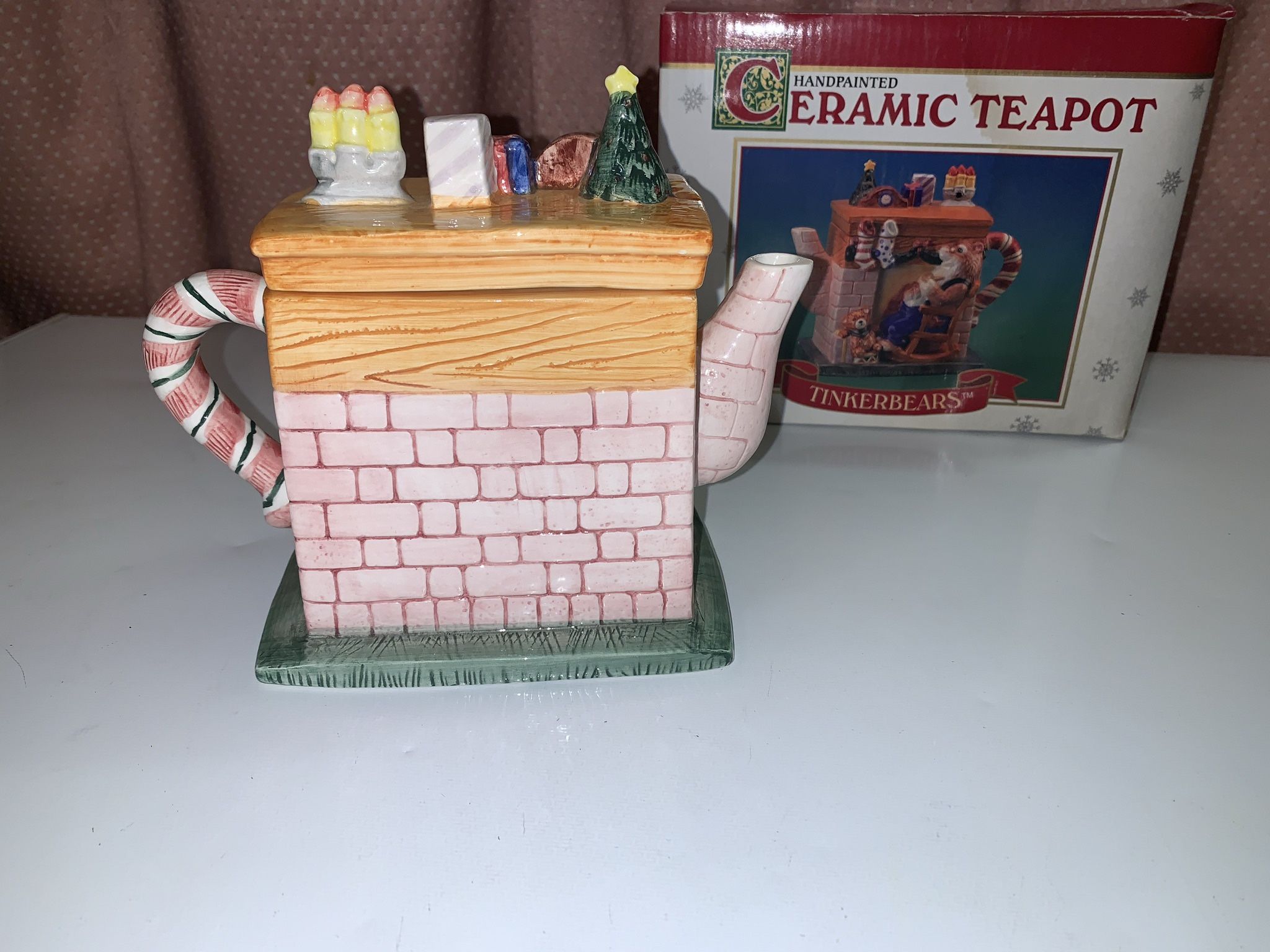 New Ceramic Hand painted Tinker bear Tea Pot Mint Condition