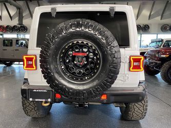 2021 Jeep Wrangler Unlimited Thumbnail