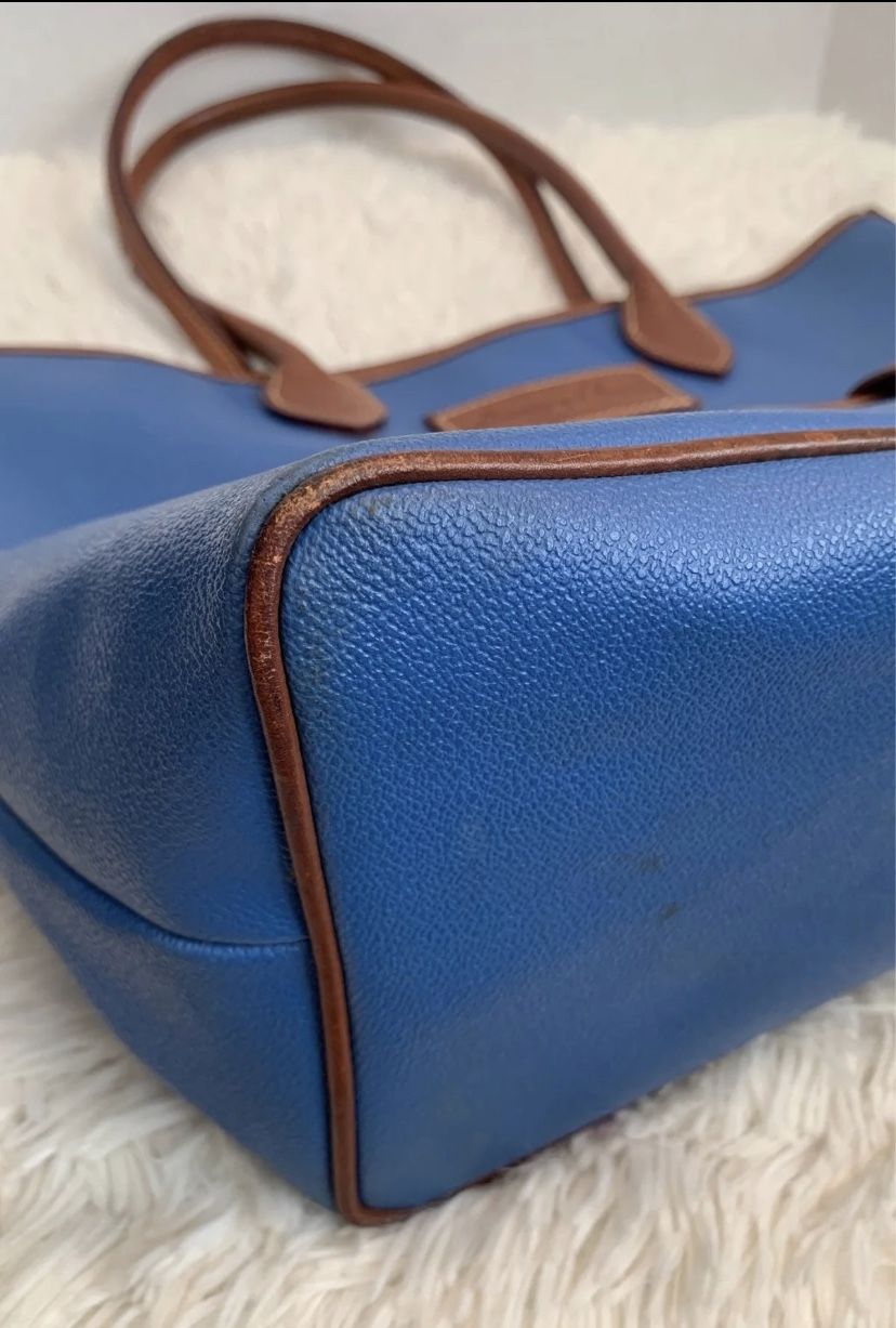 Dooney and Bourke Double Pocket Leather Tote Bag