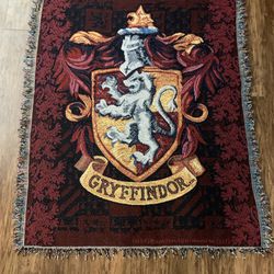 Harry Potter Gryffindor Blanket Thumbnail