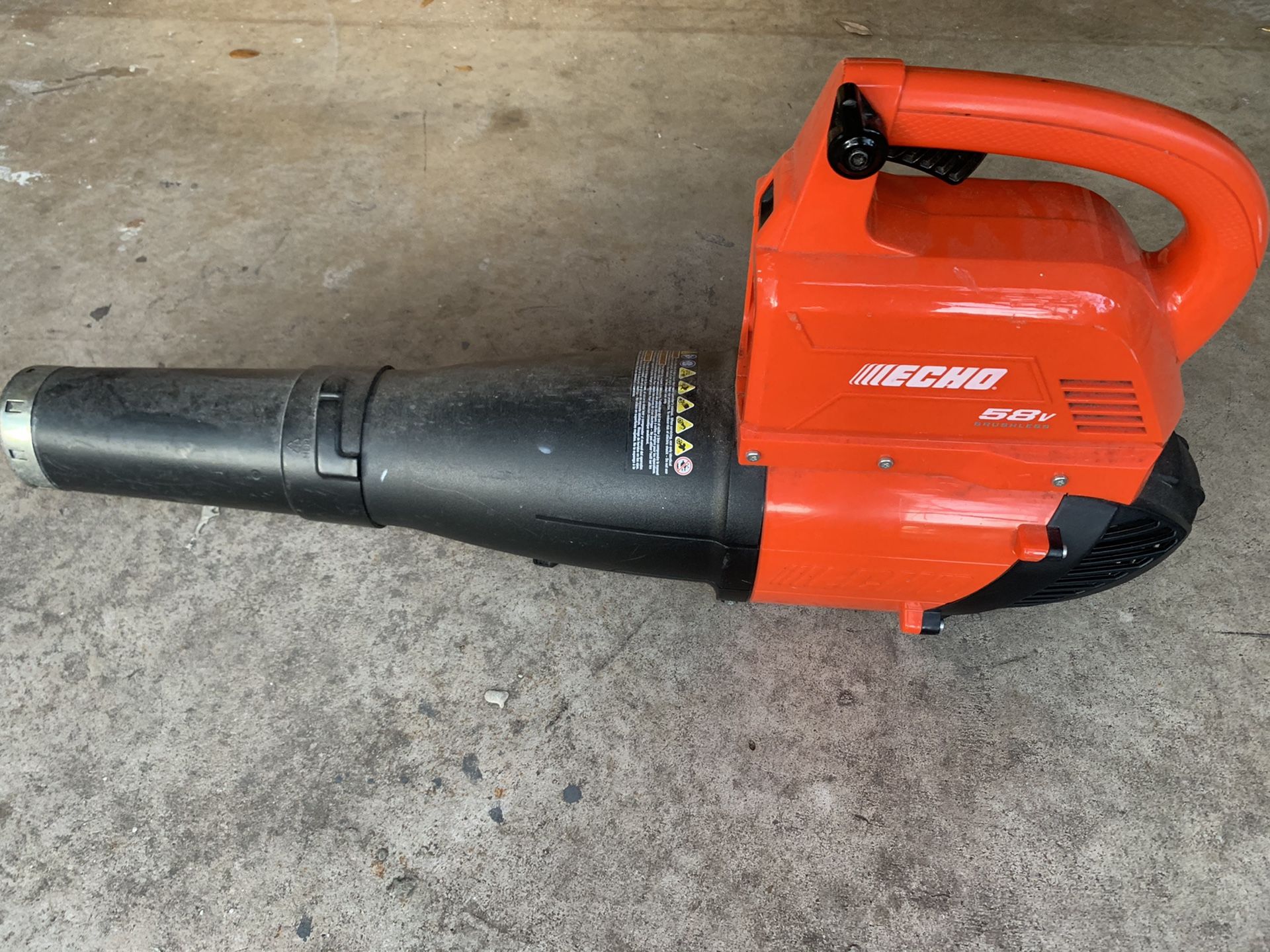 Echo 58v Cordless Electric Leaf Blower Brushless Motor for Sale in St