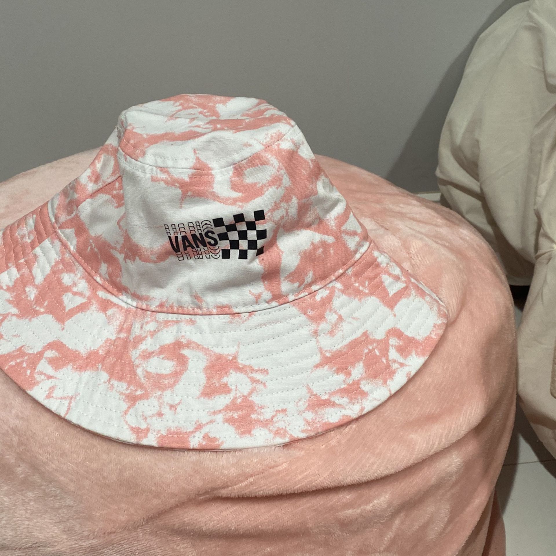 Vans Tie Dye Bucket Hat 