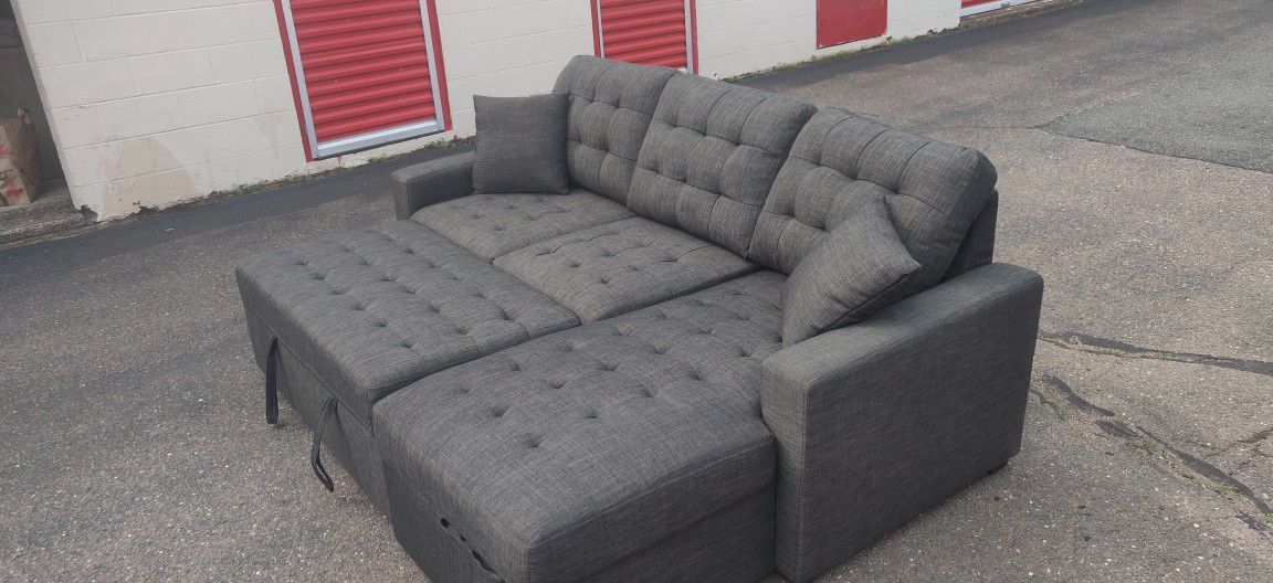 Immaculate Brynn 2.Pc Sofa Chaise With Pop Up Sleeper