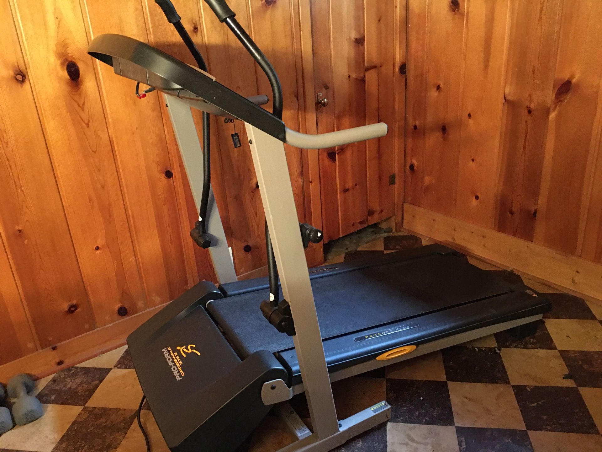ProForm (ProForm) Crosswalk 375e Treadmill for Sale in Ruston, WA