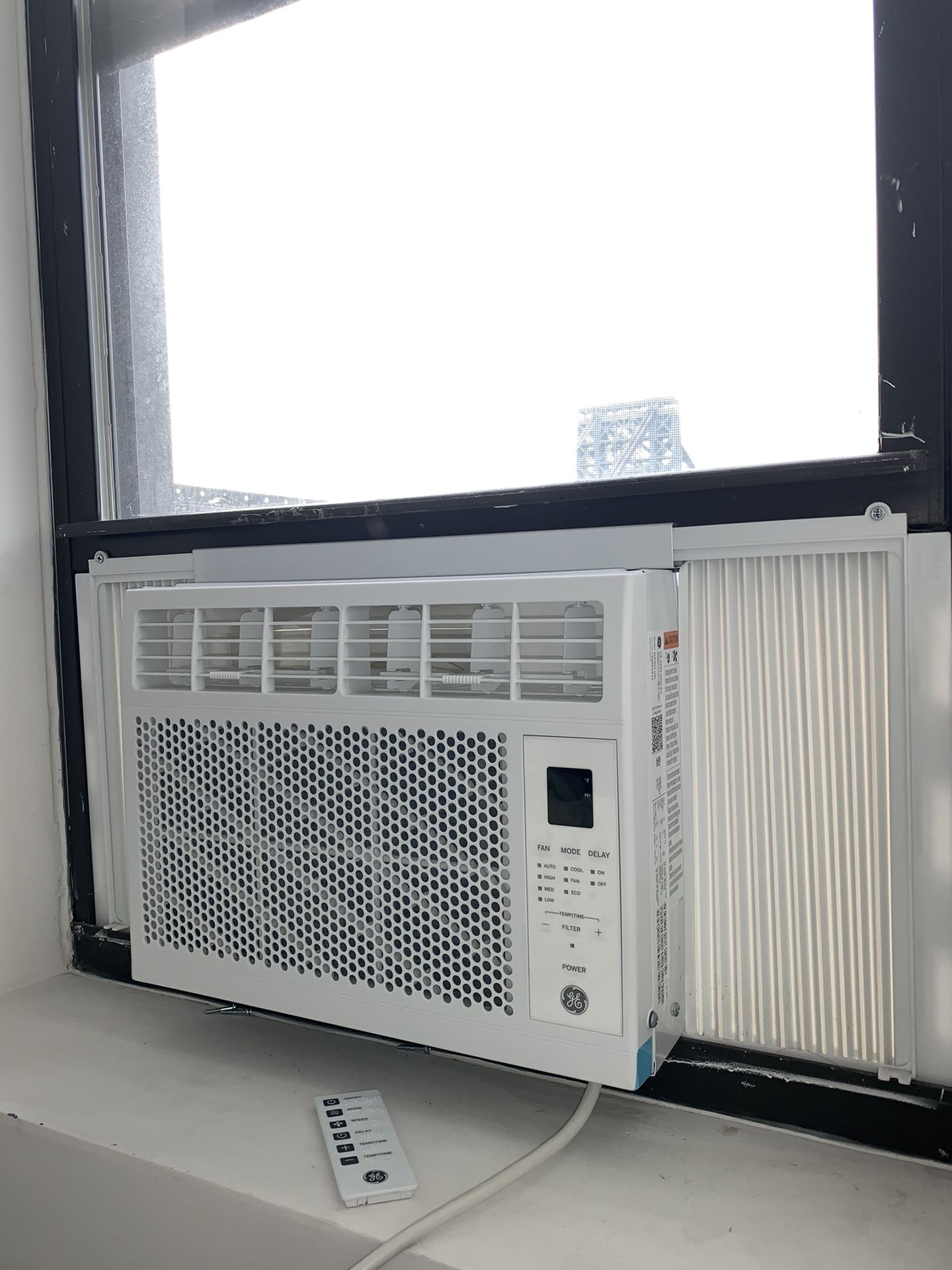 Honeywell & GE AC units for SALE