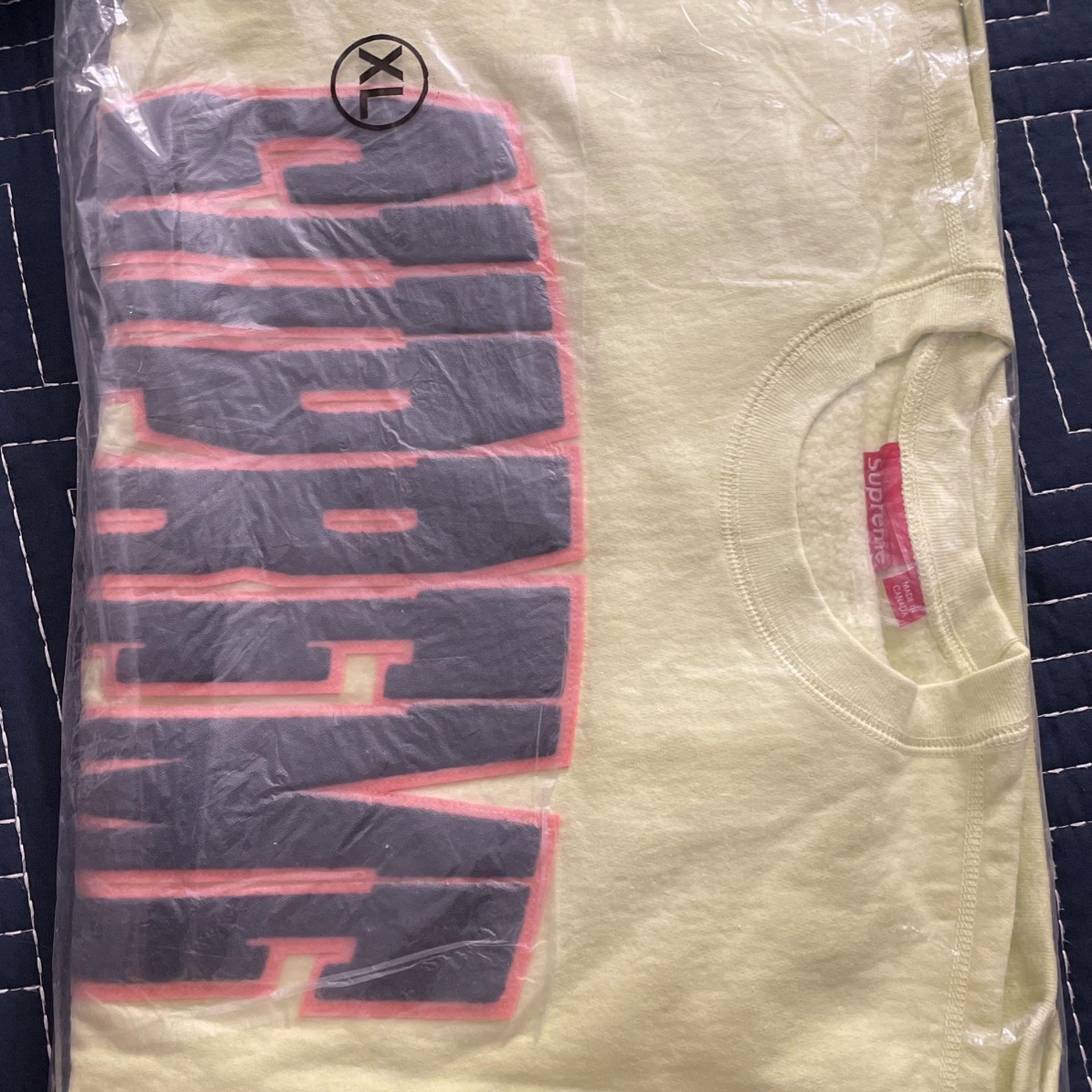 Supreme Cities Arc Crewneck