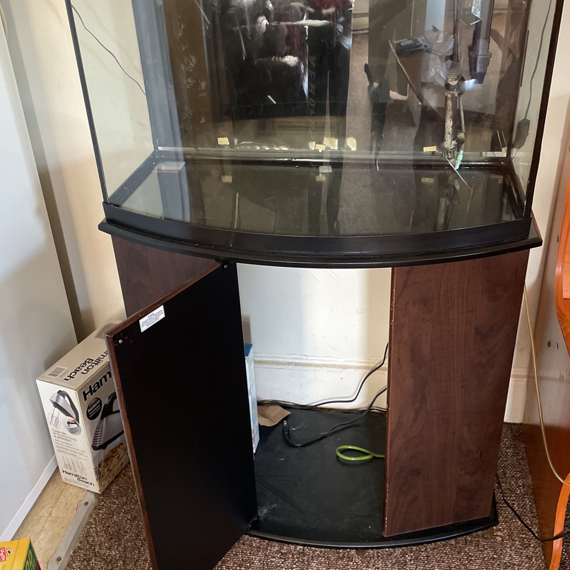 30 Gallon Bowfront Aquarium Tank With Stand, Light And Filter