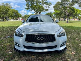 2015 Infiniti Q50