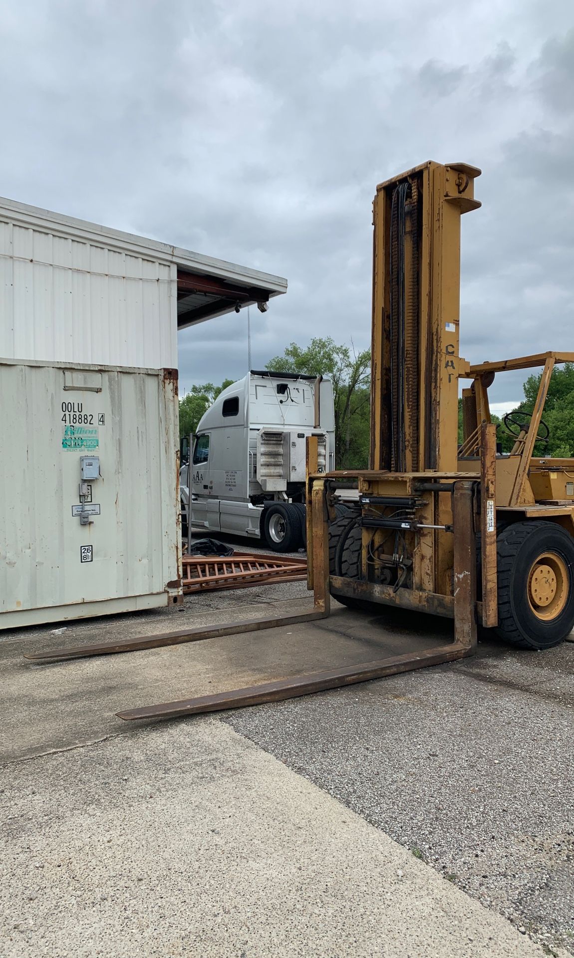 Forklift