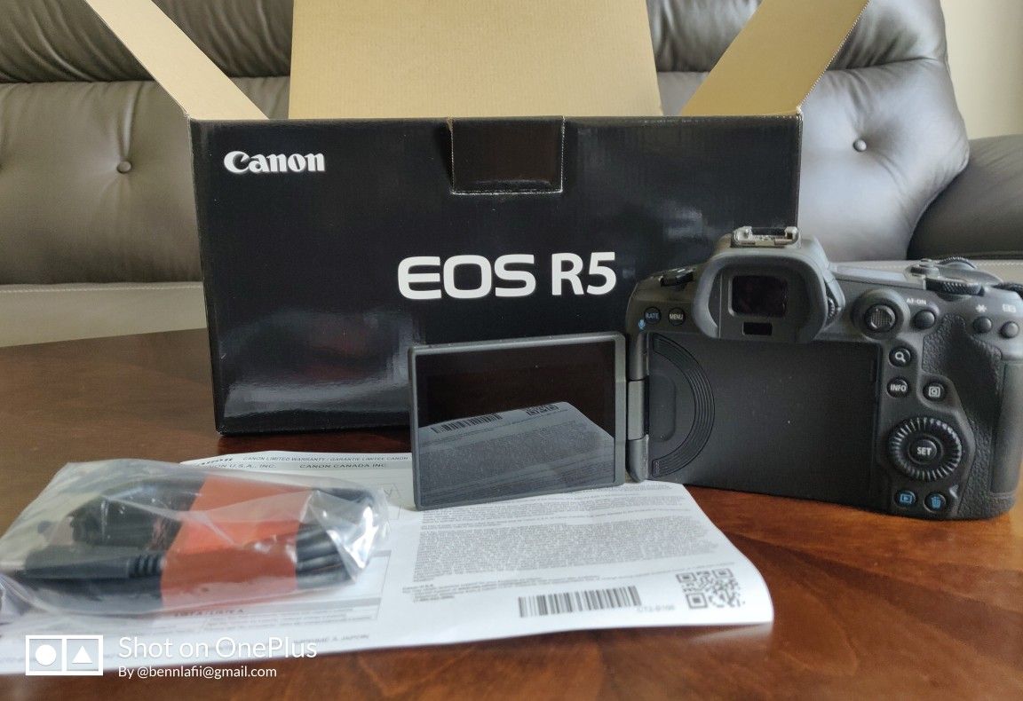 Canon EOS R5 Like New With Warranty