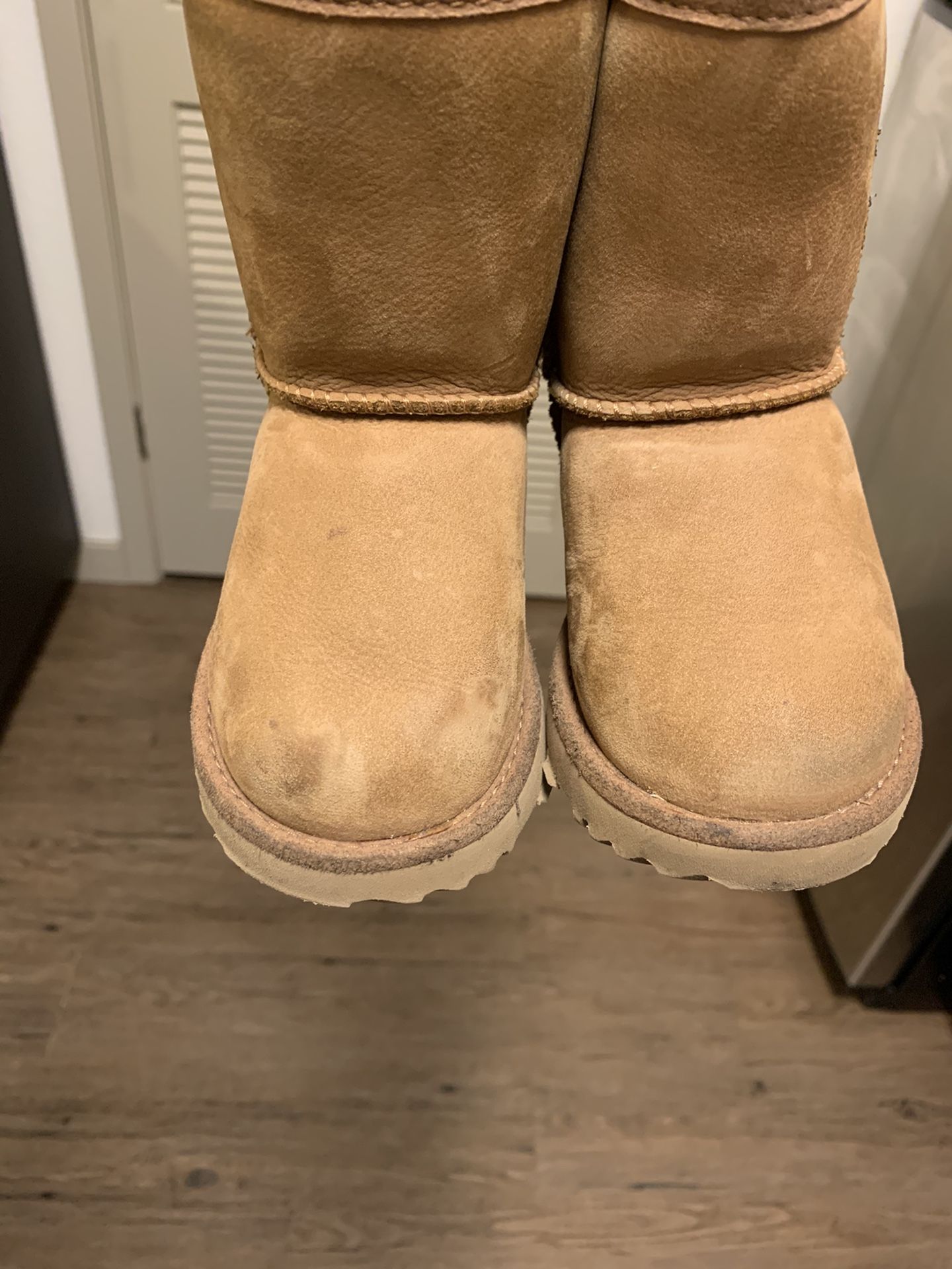 Toddler Ugg boots size 7