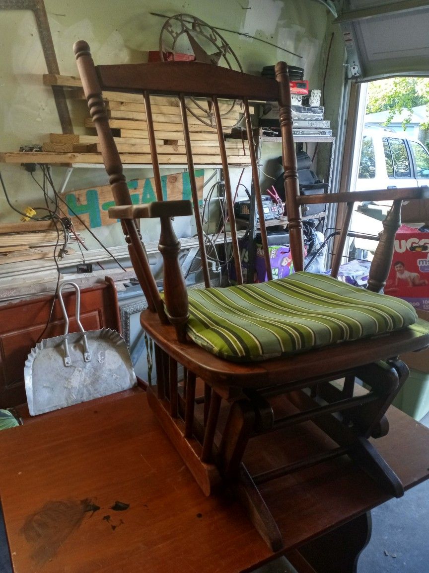 Wood Rocker/ Glider Chair