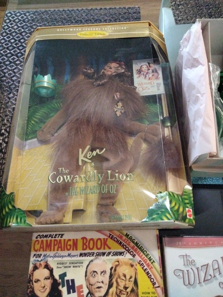 Estate Sale - Wizard Of Oz Collection
