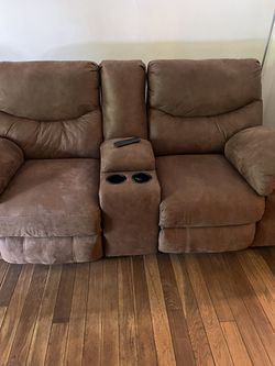 Couches Recliners  Thumbnail