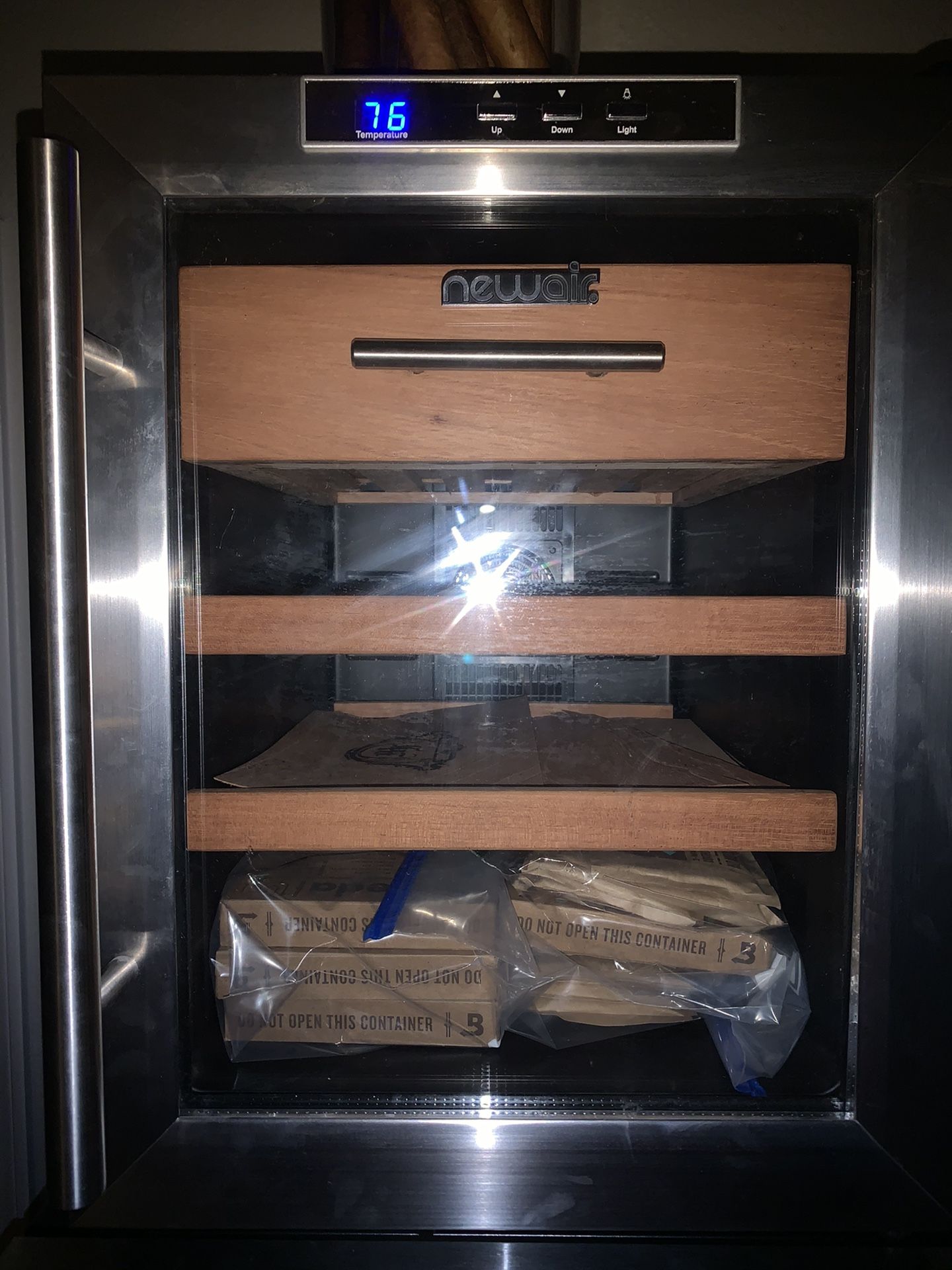 NewAir Wineador Humidor AW121E Thermoelectric w/ Custom Spanish Cedar Shelves and Drawer for