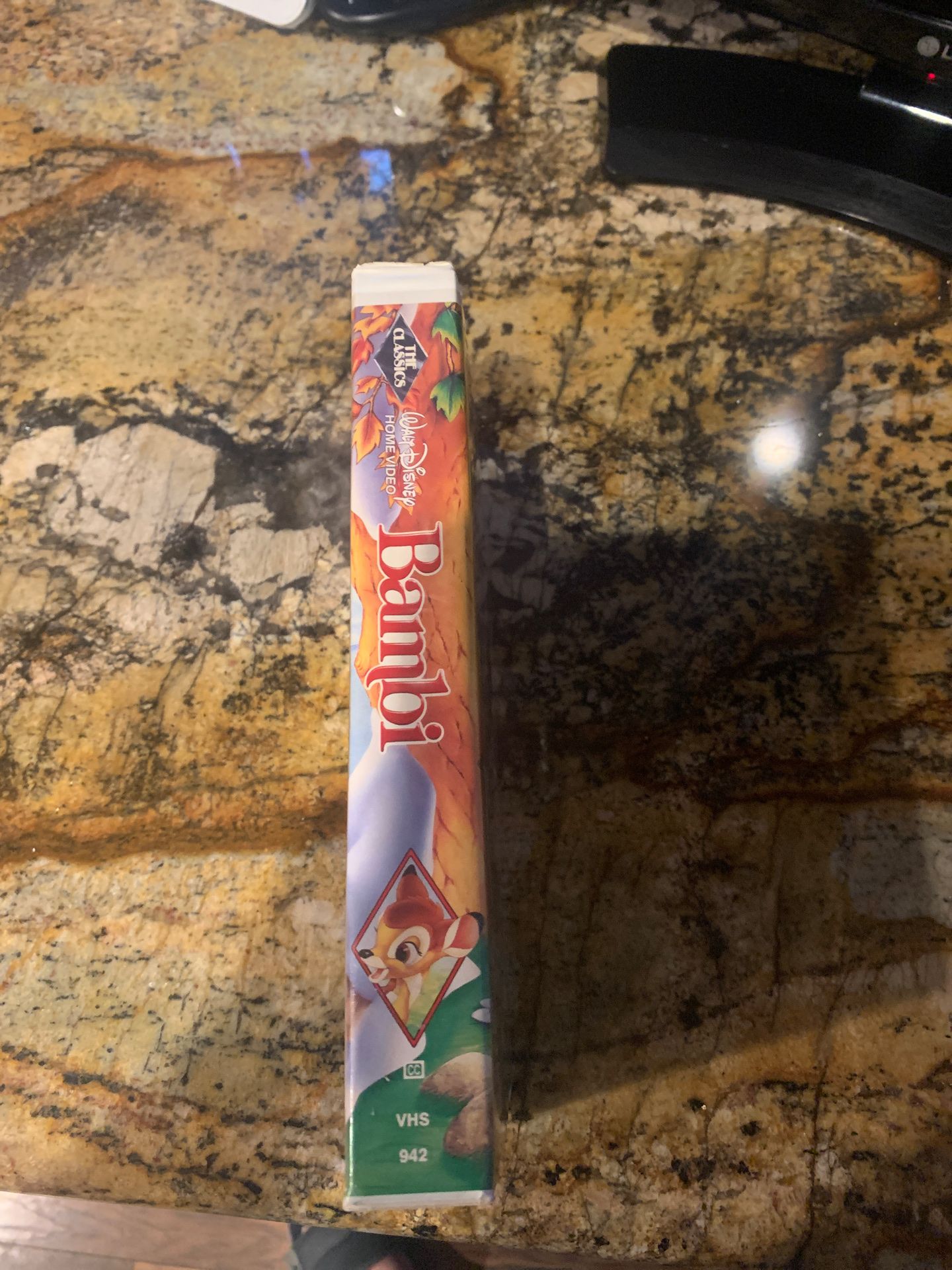 Disney Bambi black diamond Vhs tape mint condition everything inside rare 942-1 collectible very rare