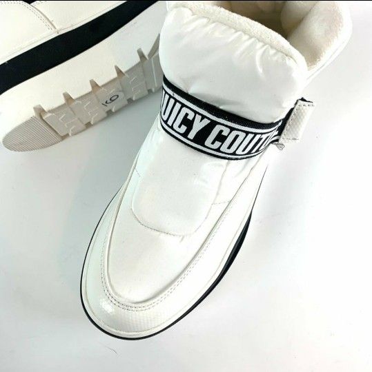 Juicy Couture Women white & Black Boots