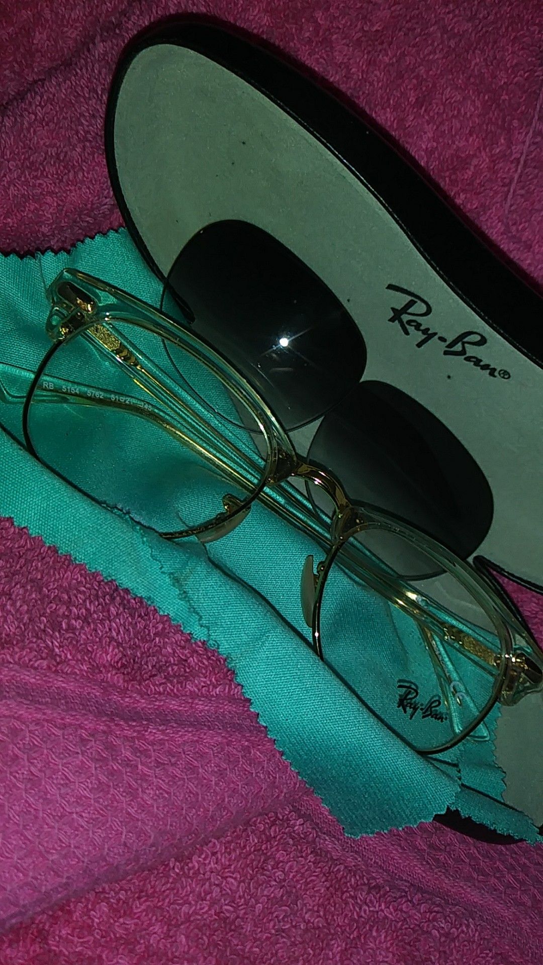 Gold ray ban