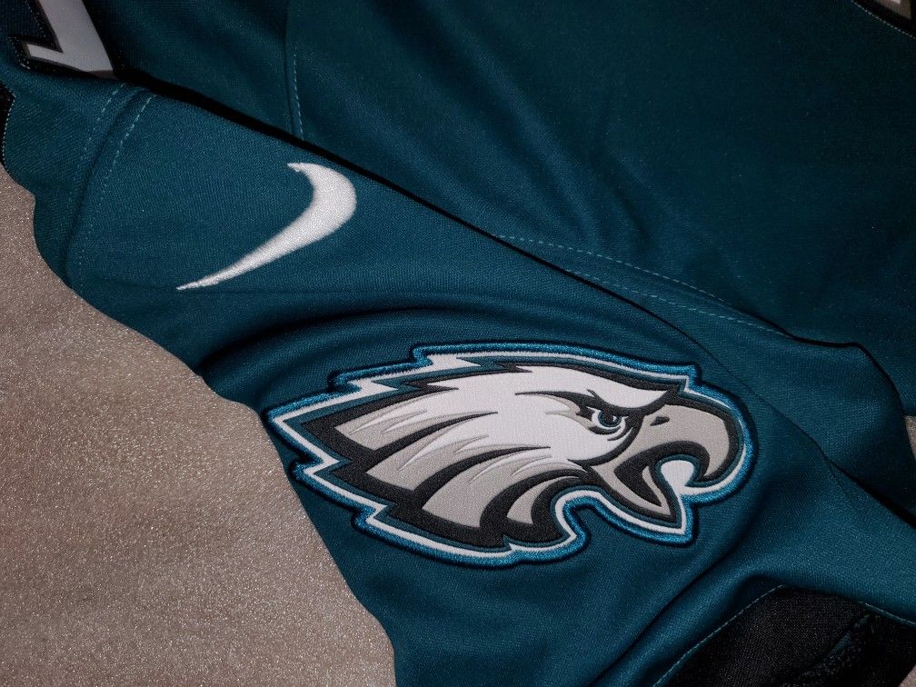 Nike NFL Philadelphia Eagles Carson Wentz Sz L for Sale in Nike NFL Philadelphia Eagles Carson Wentz Sz L for Sale in