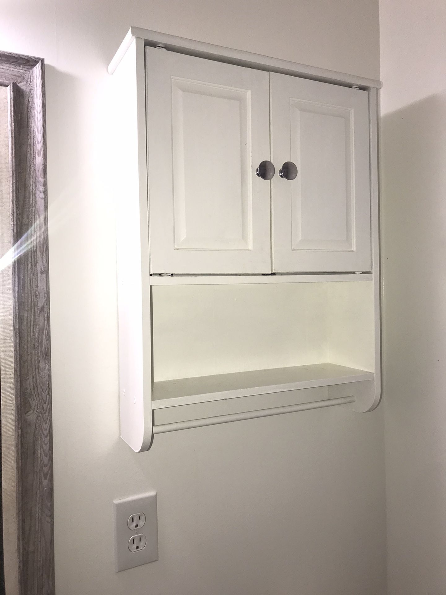 Bathroom shelve