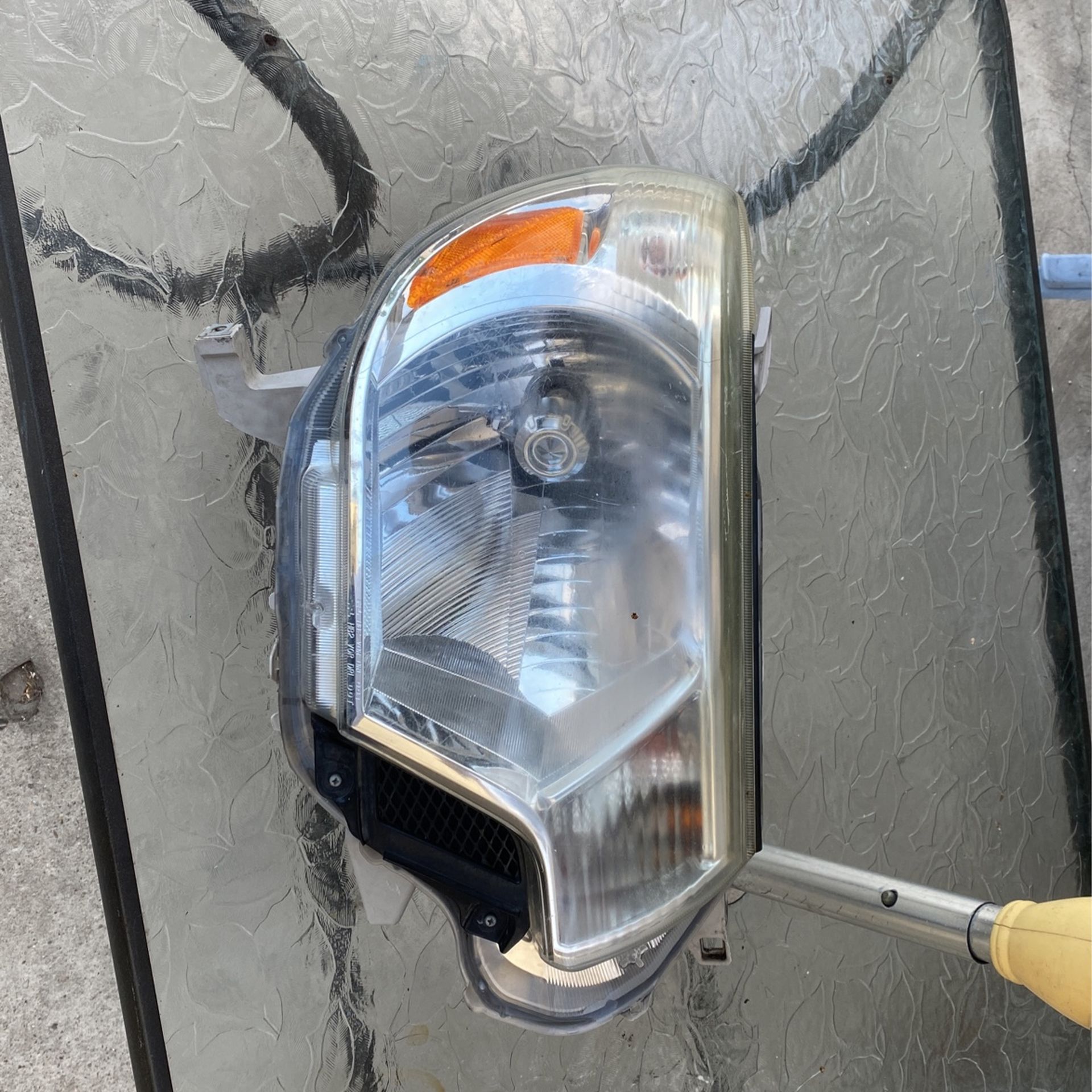 Headlights For Toyota Tacoma 2015–2017
