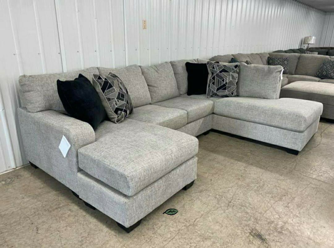 Brand New $39 Down‼Megginson Storm LAF Sectional

by Ashley Furniture