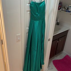 Women  Green Special Ocassion Dress Size 3 Thumbnail