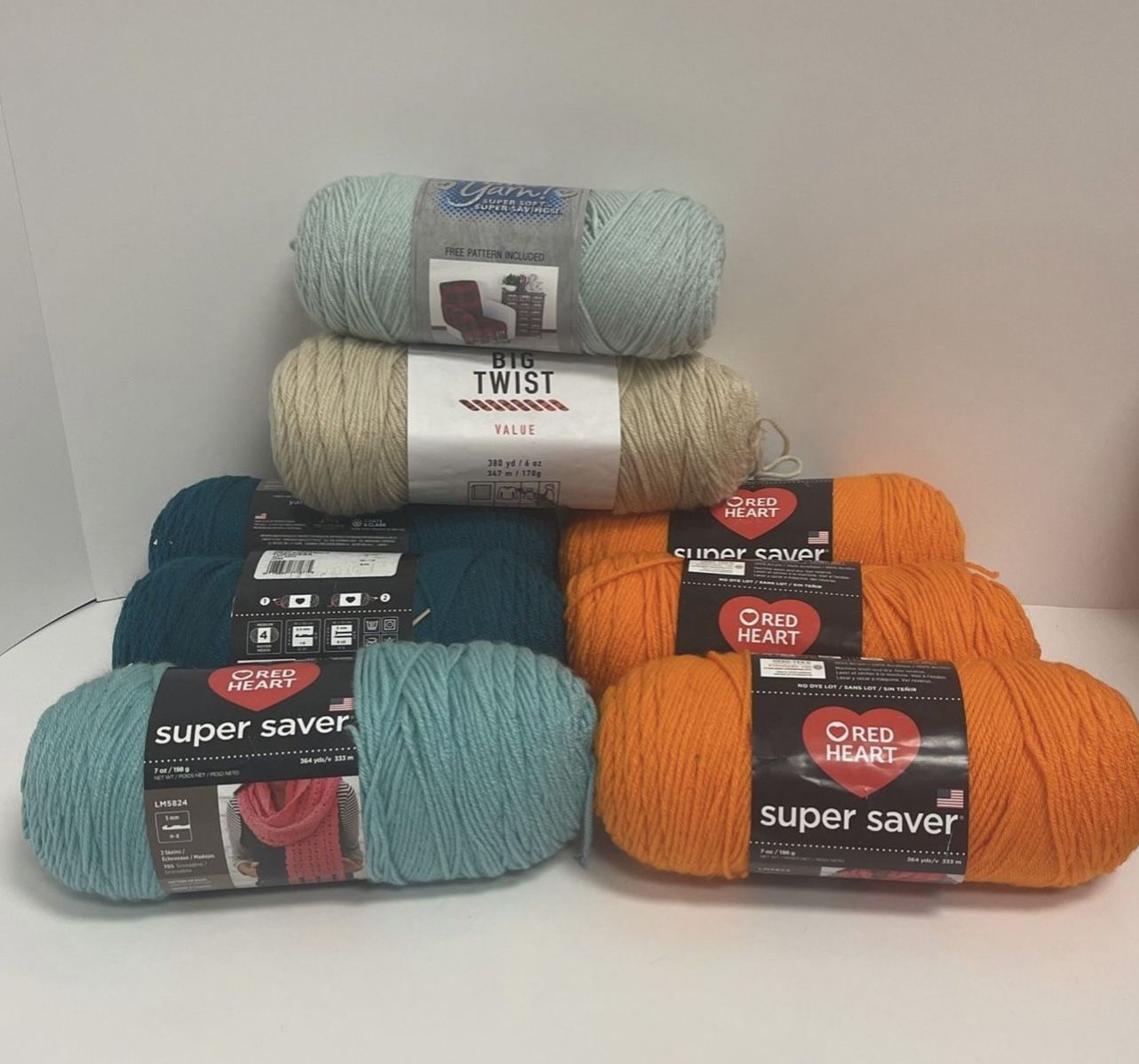8 Piece Lot Of Yarn