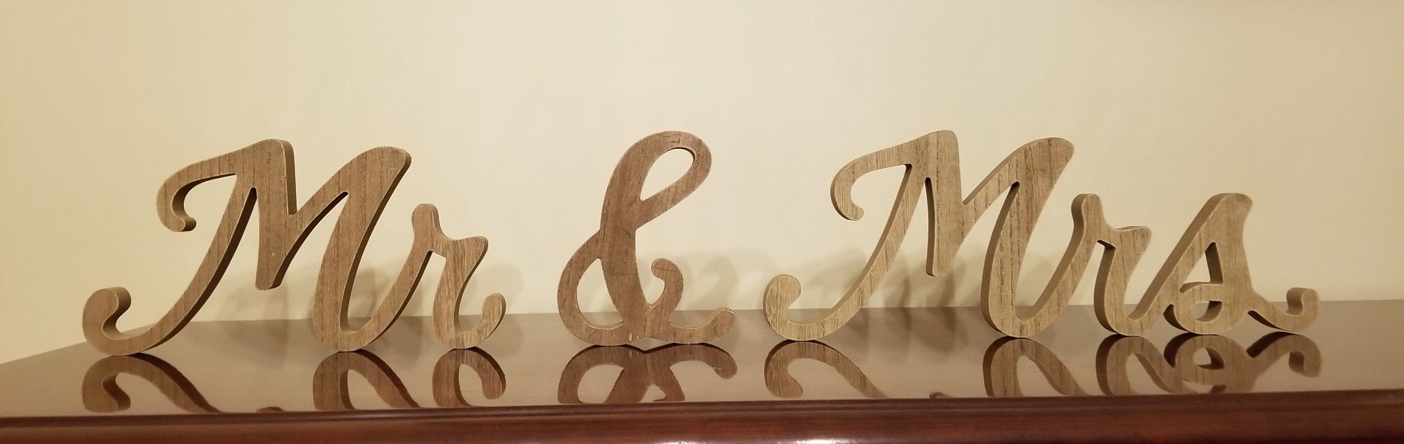 Mr & Mrs Wedding Sign