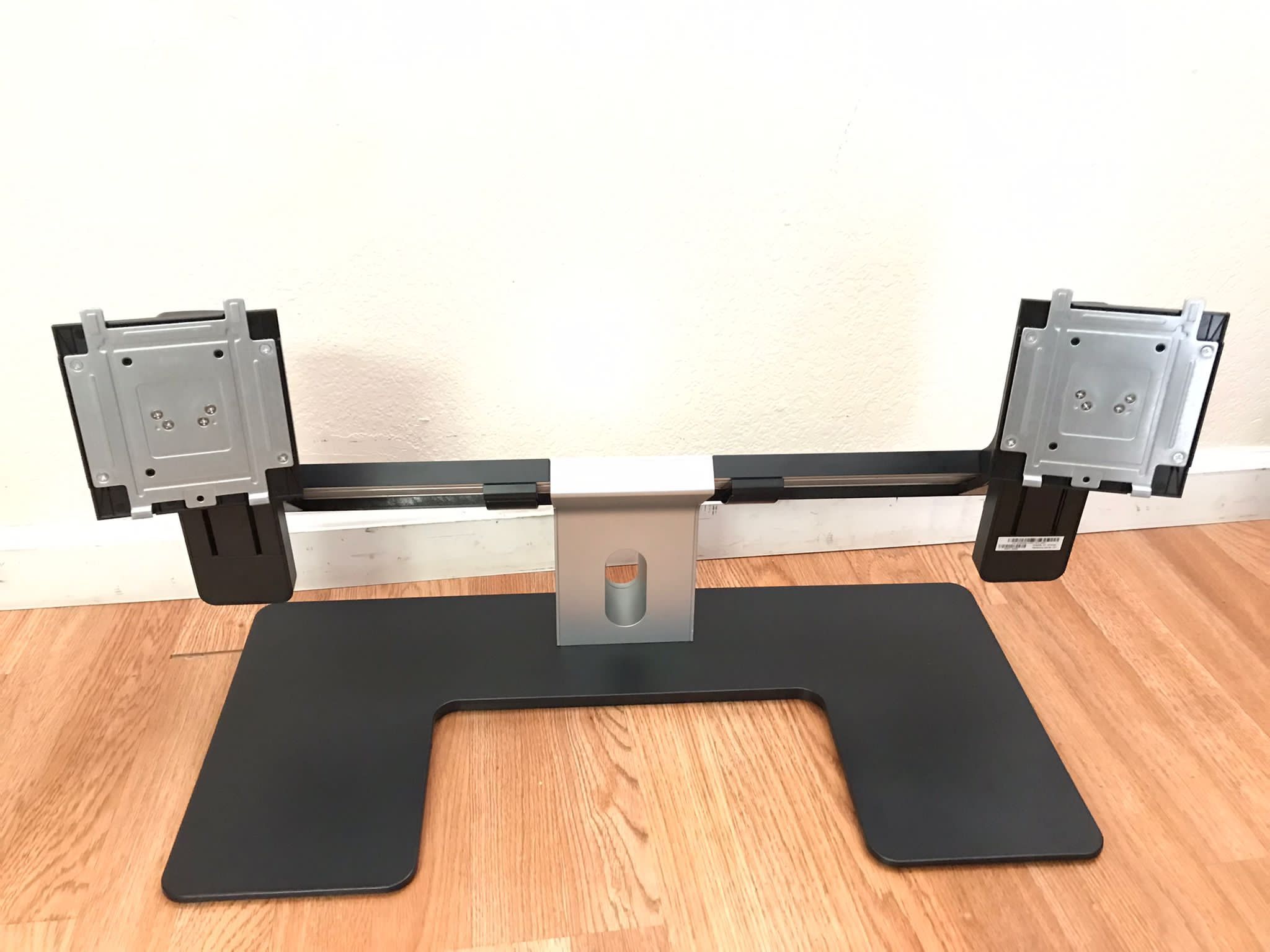 Dell-IMSourcing MDS14 Dual Monitor Stand (contact info removed) 9" x 30" x 19.5"