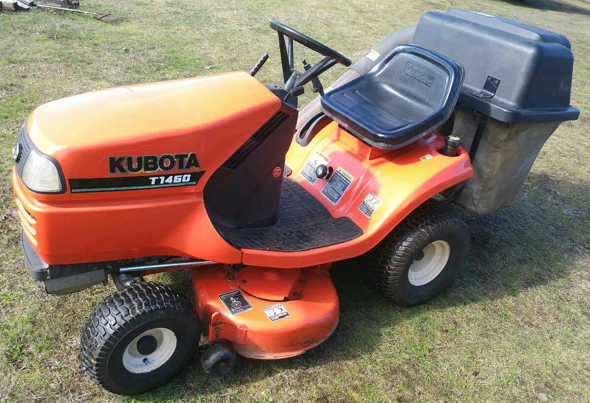 Kubota Riding Lawn Mower with Bagger for Sale in Salem, OR OfferUp