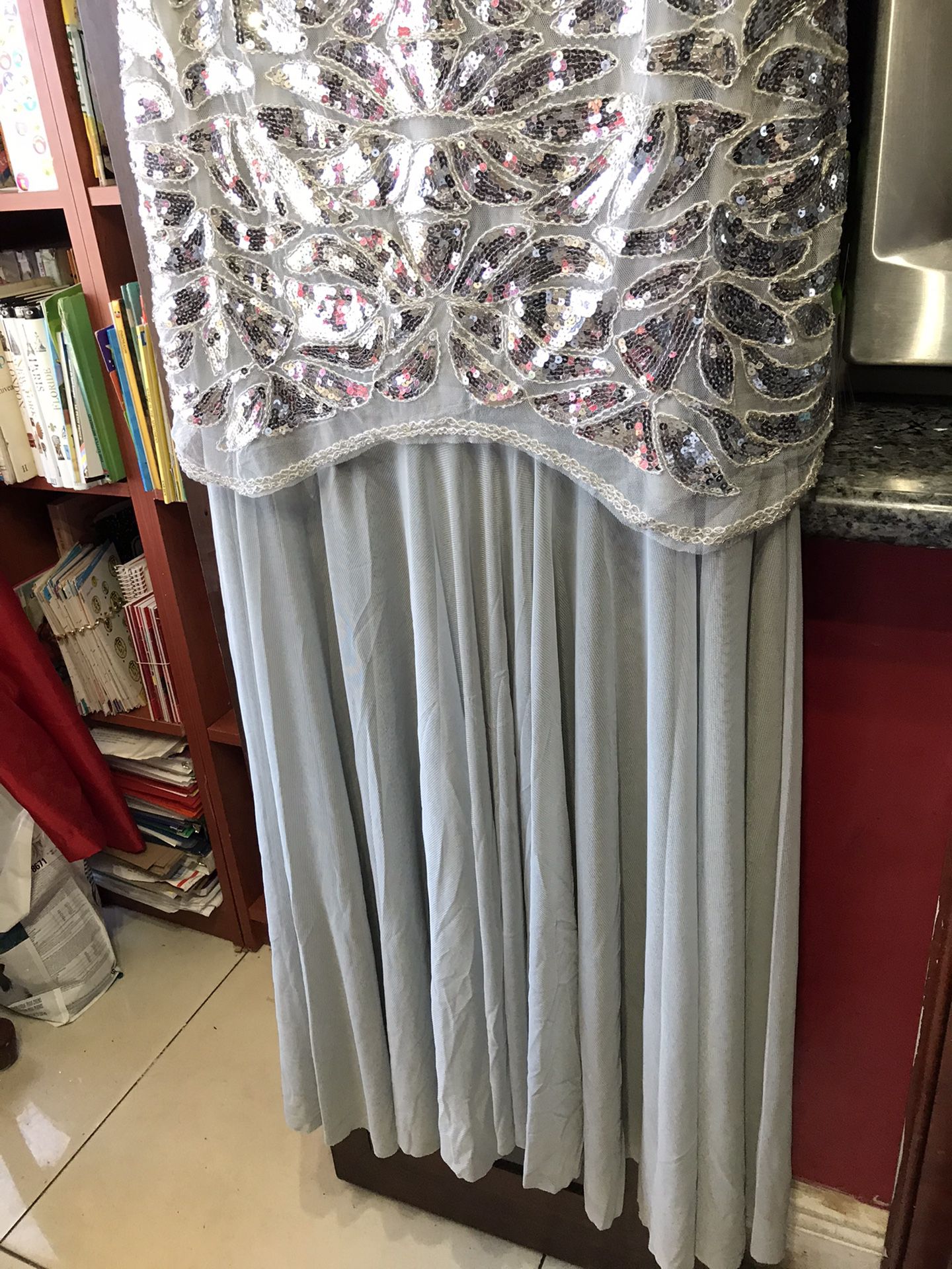 Beautiful  NEW Long Silver sequins And Mesh Evening Party Prom Wedding Cruise Dress