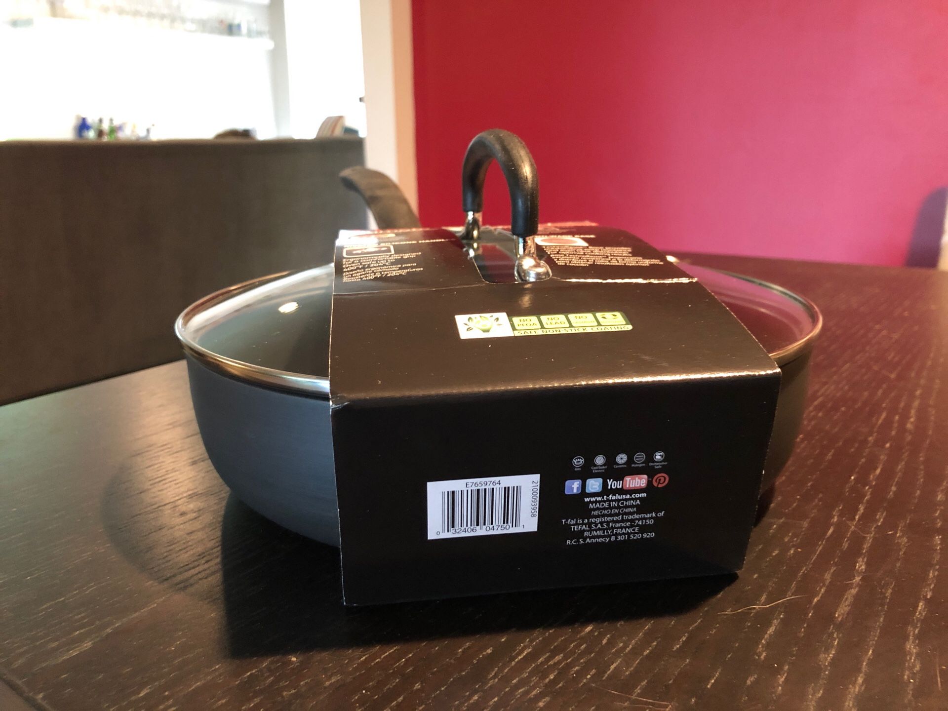 T-fal 10inch Deep Sauté/Frying Pan - BRAND NEW