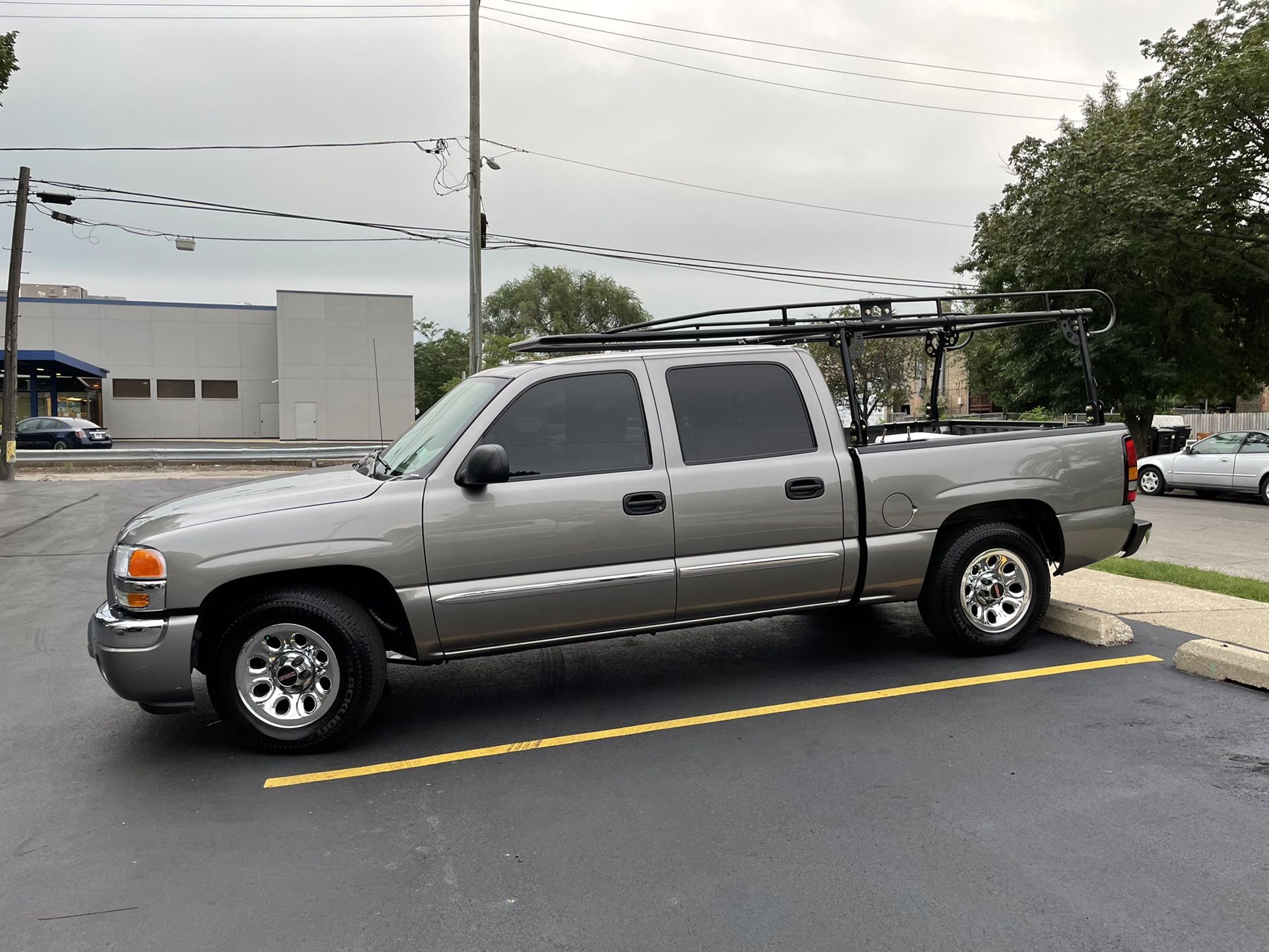 Ladder rack great condition easy to install