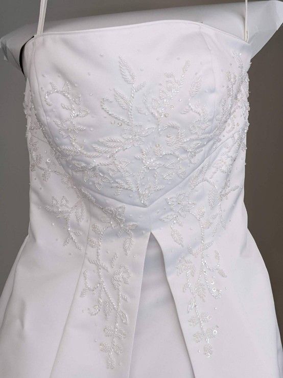 Wedding dress Size 4