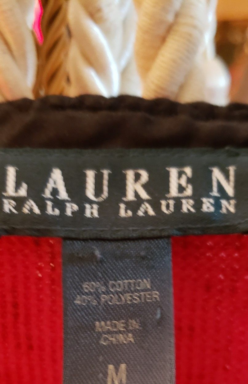 Ladies Medium Ralph Lauren Ribbed Sweater With Black Trim